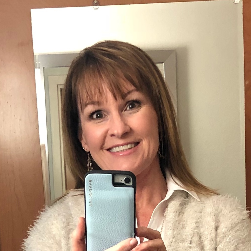 Meet your Posher, Sharon